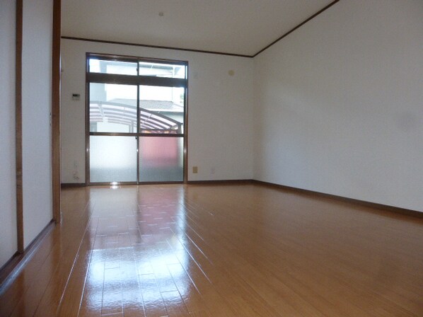 フレンドめがの物件内観写真